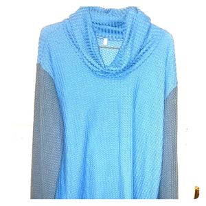 Waffleknit pullover top